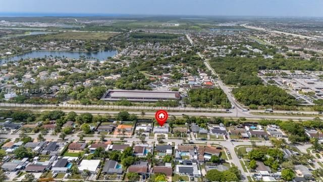 10040 SW 215th St, Cutler Bay, FL 33189
