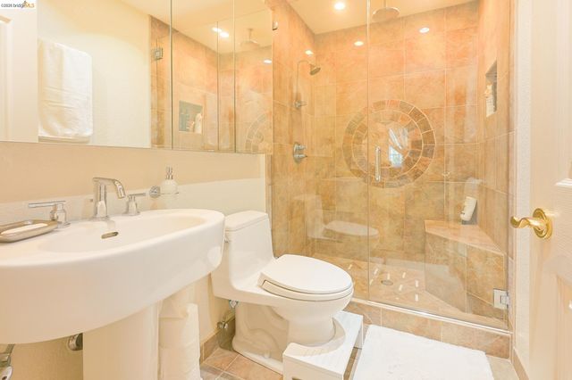 4950 Dawson Dr, Oakley, CA 94561