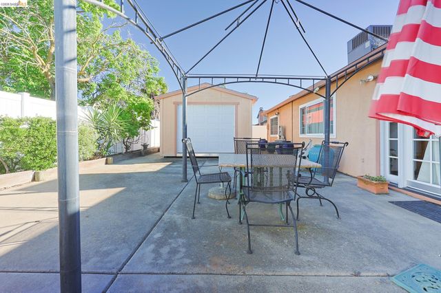 4950 Dawson Dr, Oakley, CA 94561