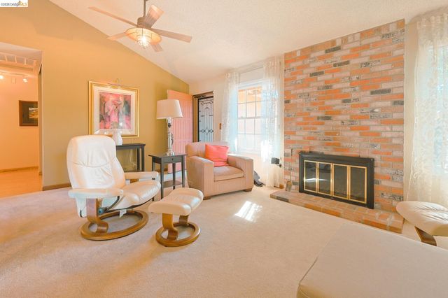 4950 Dawson Dr, Oakley, CA 94561