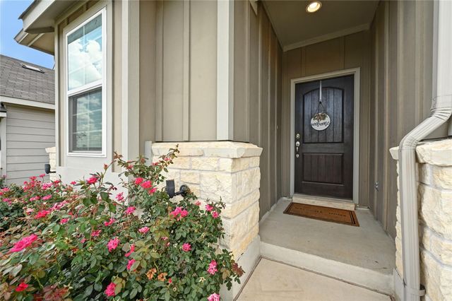 689 Bayberry CIR, Buda, TX 78610