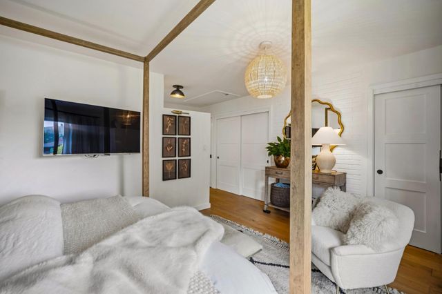 183 Del Mesa Carmel, Carmel, CA 93923