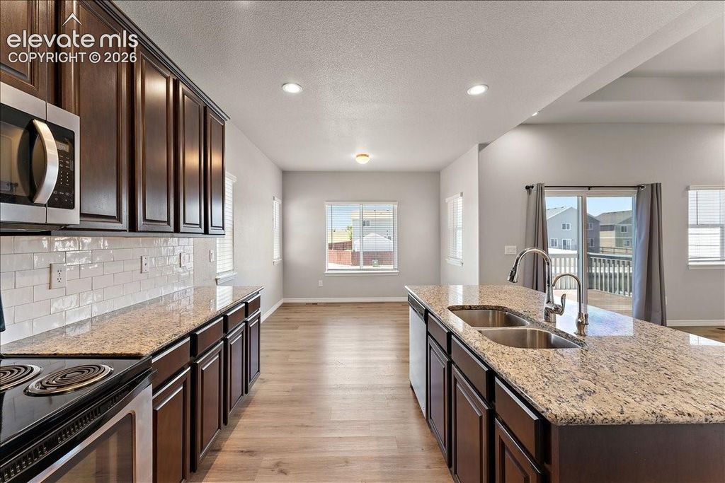 6886 Volga Drive, Colorado Springs, CO 80925 — photo 5