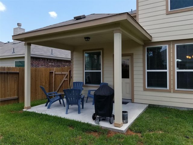 2566 Riverway Drive, Conroe, TX 77304