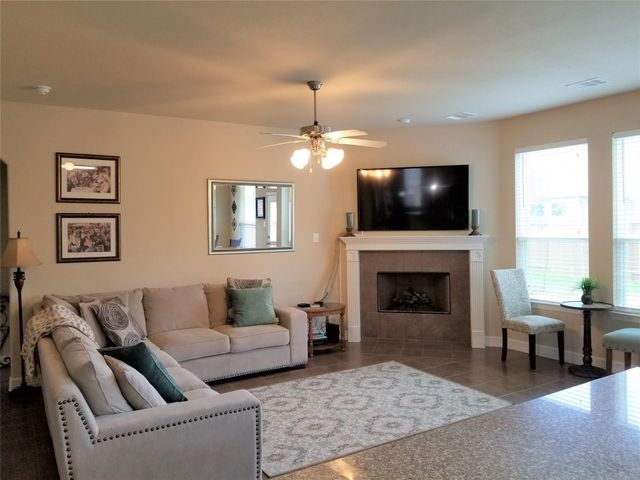 2566 Riverway Drive, Conroe, TX 77304