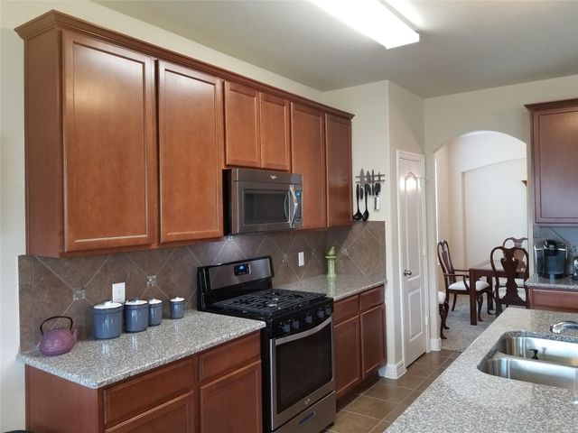 2566 Riverway Drive, Conroe, TX 77304