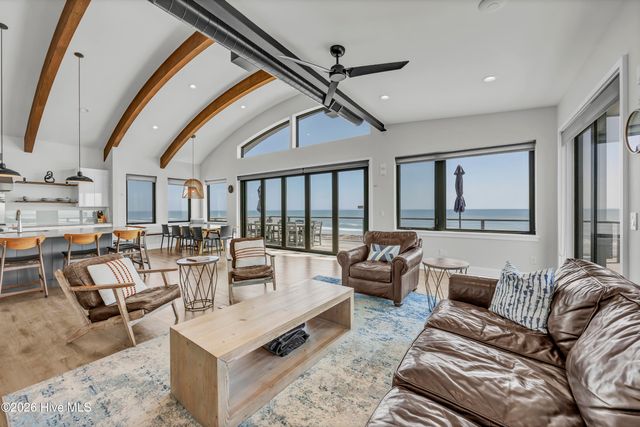 834 Fort Fisher Boulevard N, Kure Beach, NC 28449