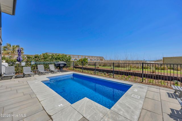 834 Fort Fisher Boulevard N, Kure Beach, NC 28449
