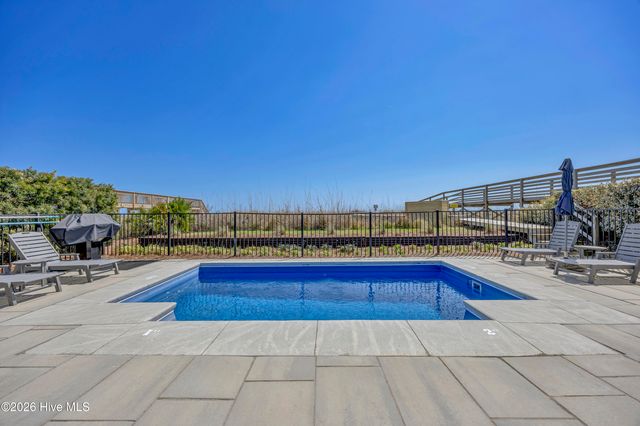 834 Fort Fisher Boulevard N, Kure Beach, NC 28449