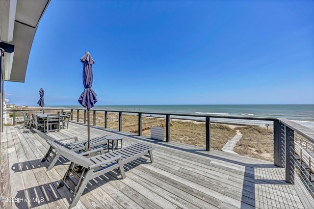 834 Fort Fisher Boulevard N, Kure Beach, NC 28449