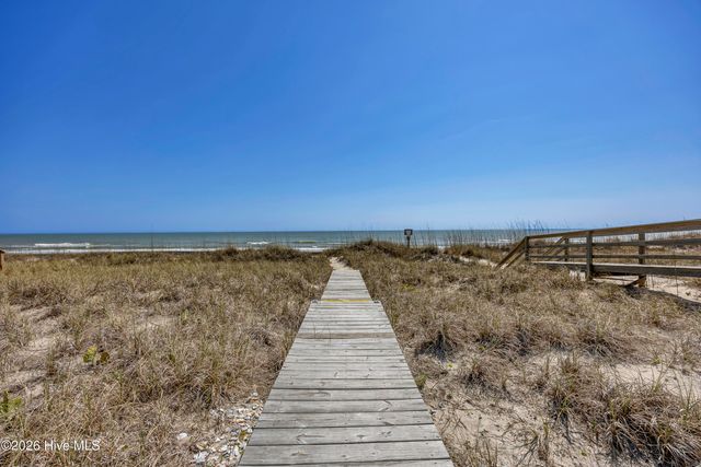 834 Fort Fisher Boulevard N, Kure Beach, NC 28449