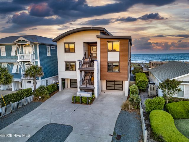 834 Fort Fisher Boulevard N, Kure Beach, NC 28449