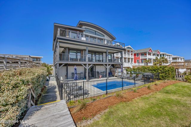 834 Fort Fisher Boulevard N, Kure Beach, NC 28449