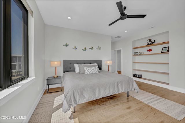 834 Fort Fisher Boulevard N, Kure Beach, NC 28449