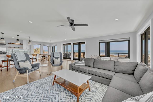 834 Fort Fisher Boulevard N, Kure Beach, NC 28449