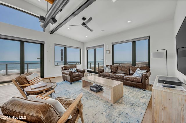 834 Fort Fisher Boulevard N, Kure Beach, NC 28449