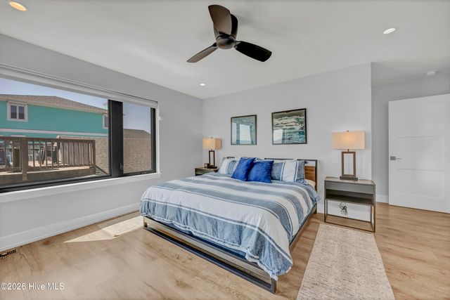 834 Fort Fisher Boulevard N, Kure Beach, NC 28449