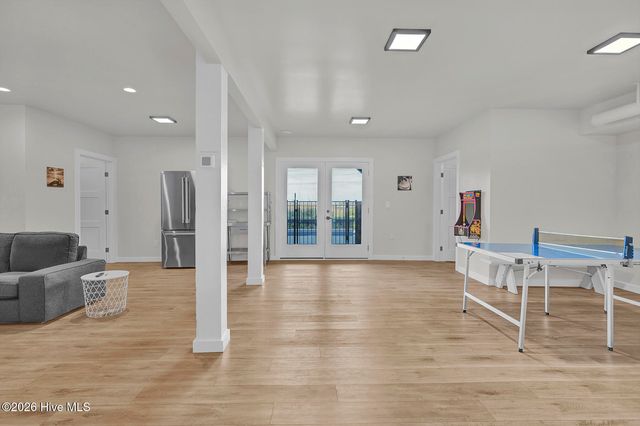 834 Fort Fisher Boulevard N, Kure Beach, NC 28449