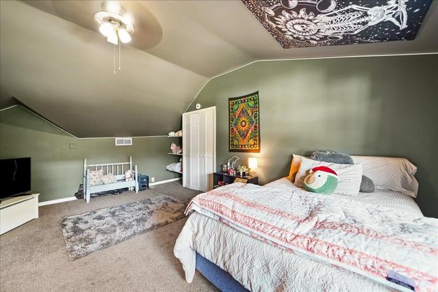 105 N Greenwich Street, Valparaiso, IN 46383