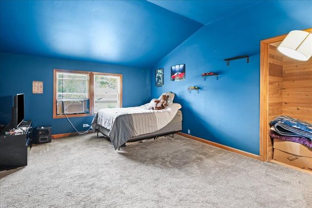 105 N Greenwich Street, Valparaiso, IN 46383