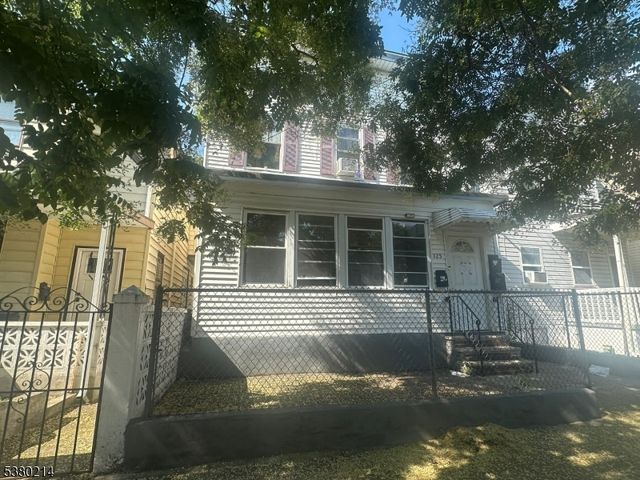 125 Pearl St, Paterson City, NJ 07501