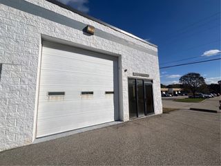 22 Dewey Avenue, Warwick, RI 02886