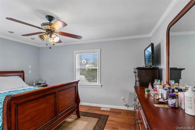 3 Hillcrest Drive, Westbury, NY 11590
