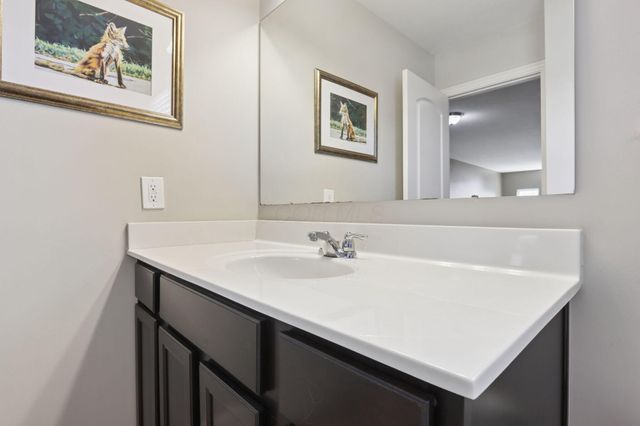 4471 Snowy Meadow Drive, Grove City, OH 43123