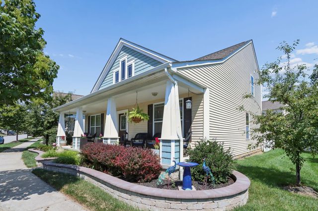 4471 Snowy Meadow Drive, Grove City, OH 43123