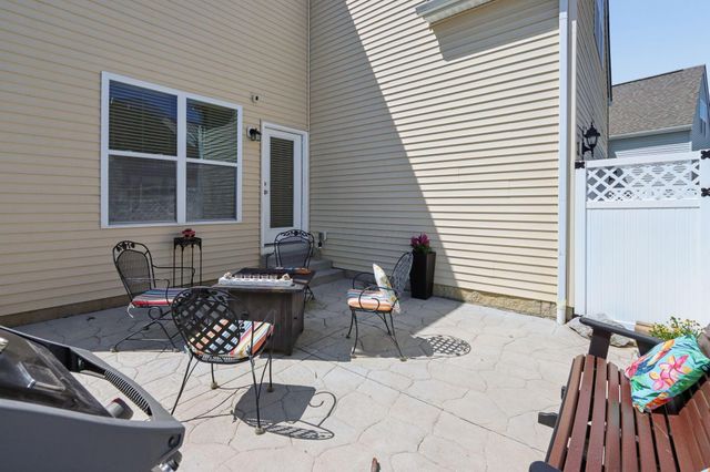 4471 Snowy Meadow Drive, Grove City, OH 43123