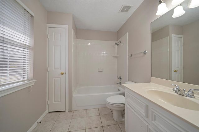 7014 Charred Pine Drive, Magnolia, TX 77354