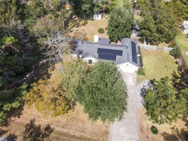 7014 Charred Pine Drive, Magnolia, TX 77354
