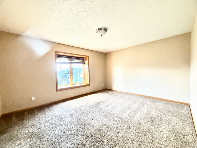 1611 Oakwood Drive, West Fargo, ND 58078