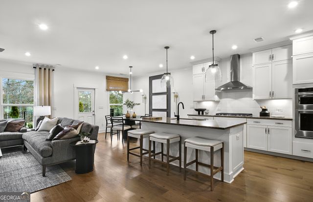 4758 Sunburst Street, Flowery Branch, GA 30542