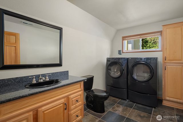 15718 NE 198th Street, Woodinville, WA 98072