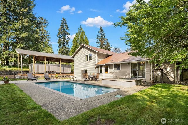 15718 NE 198th Street, Woodinville, WA 98072