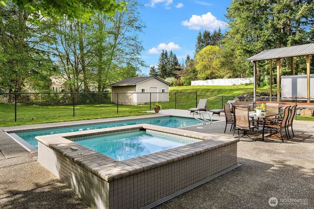 15718 NE 198th Street, Woodinville, WA 98072