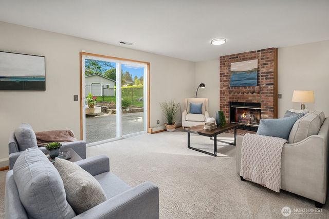 15718 NE 198th Street, Woodinville, WA 98072