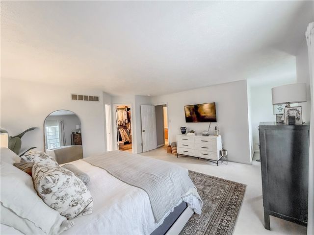113 Pine Creek Dr, Peters Twp, PA 15367