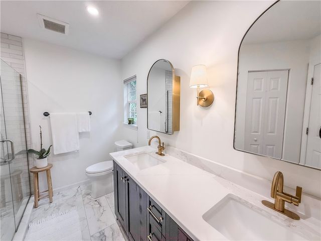 113 Pine Creek Dr, Peters Twp, PA 15367