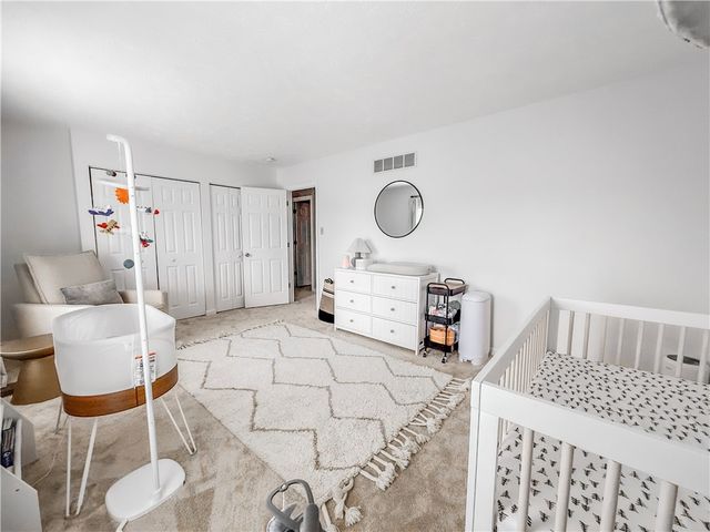 113 Pine Creek Dr, Peters Twp, PA 15367