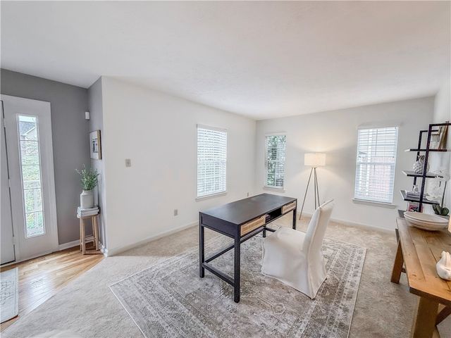 113 Pine Creek Dr, Peters Twp, PA 15367