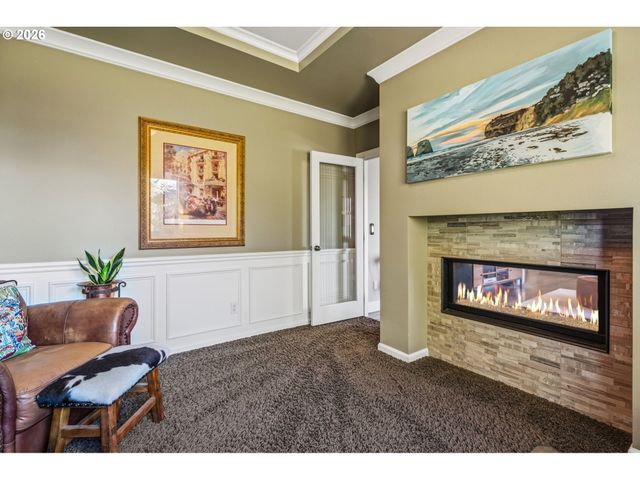 13559 PROVINCIAL HILL Way, Lake Oswego, OR 97035