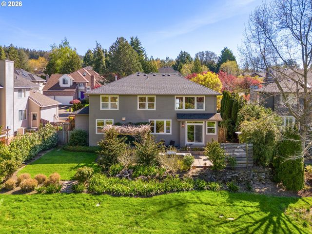 13559 PROVINCIAL HILL Way, Lake Oswego, OR 97035