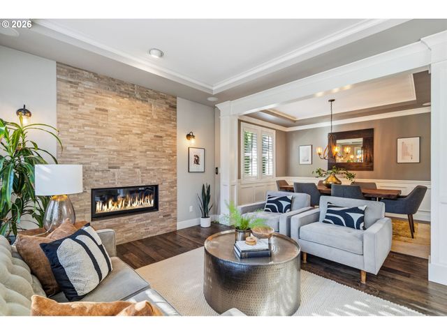 13559 PROVINCIAL HILL Way, Lake Oswego, OR 97035