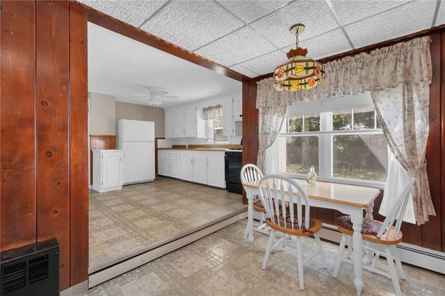 216 Riverside Avenue, Warwick, RI 02889