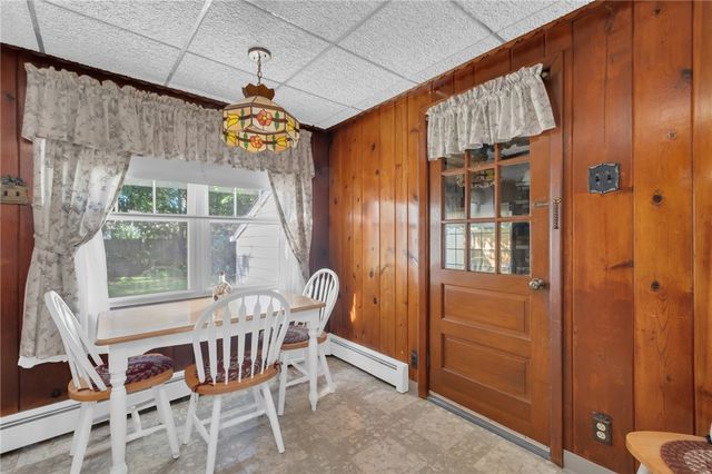 216 Riverside Avenue, Warwick, RI 02889