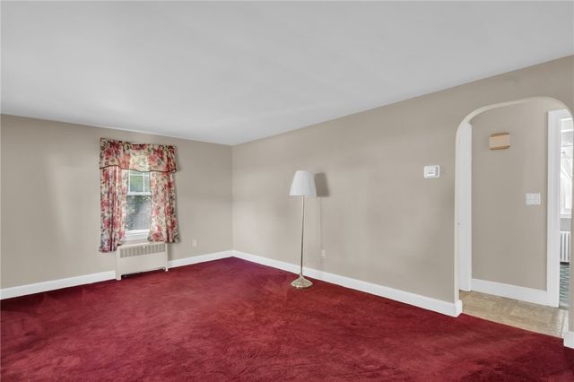 216 Riverside Avenue, Warwick, RI 02889