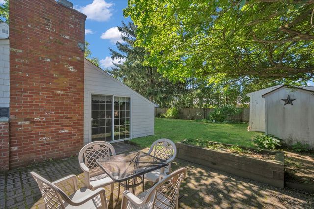 216 Riverside Avenue, Warwick, RI 02889