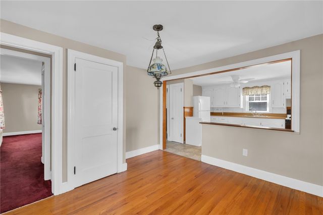 216 Riverside Avenue, Warwick, RI 02889